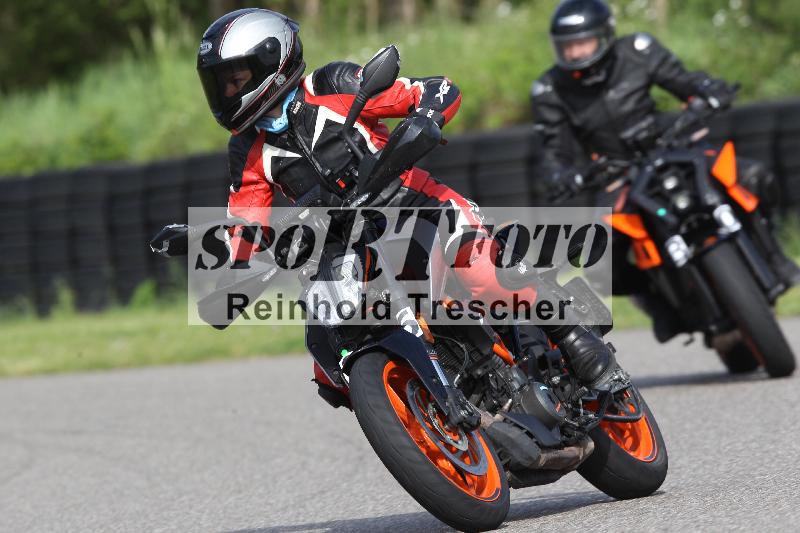 Archiv-2025/10 23.04.2025 Cornu Master School ADR/gruen-vert/36